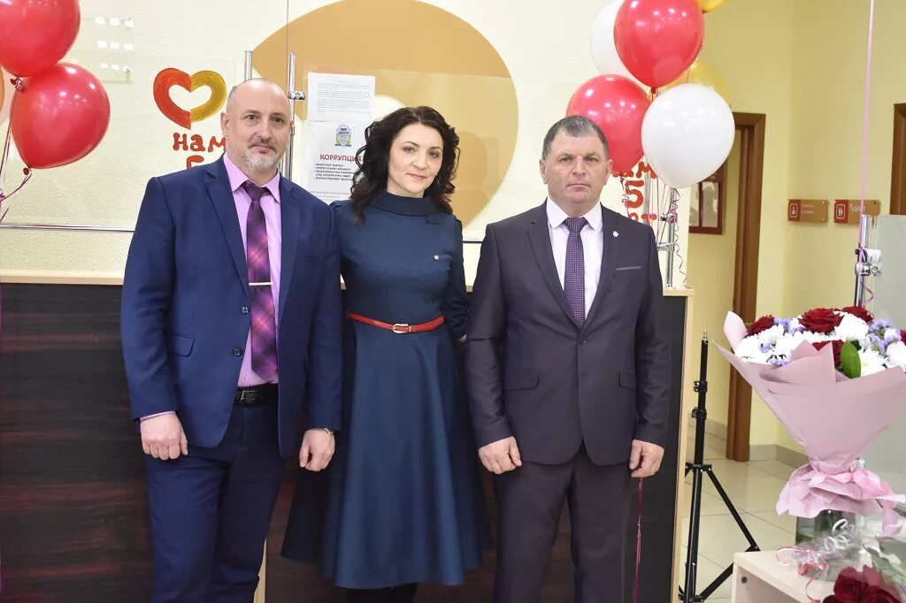 Мфц калач. Калач мфц телефон. Калач мфц телефон. Фото мфц калач. Мфц калач.