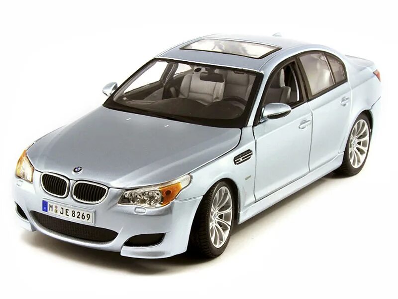 Page 1 18. BMW m5 1/18 maisto. BMW m5 e60 1:18. Модель BMW e60 m5. Maisto 1 18 BMW.