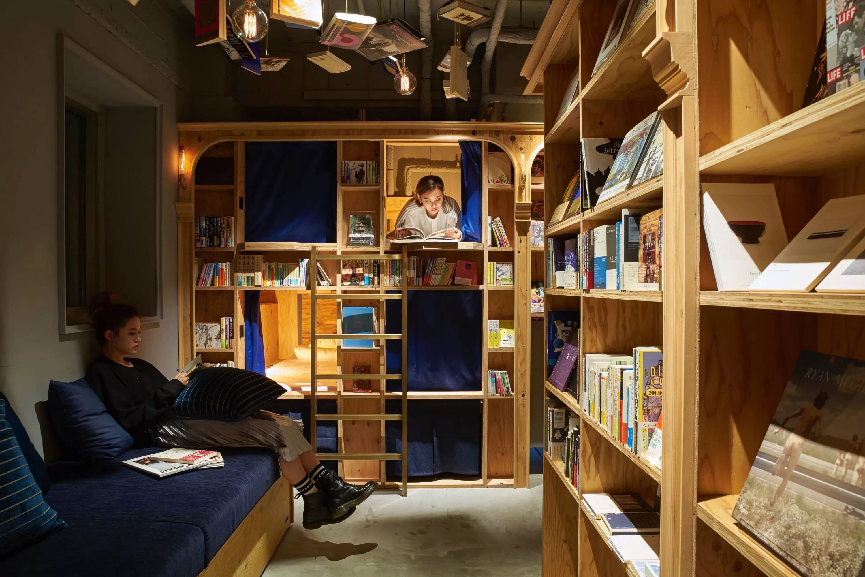 Книга хостел. Хостел book and bed, токио. book and bed tokyo, tokyo, japan. необычные библиотеки. хостелы самые необычные.