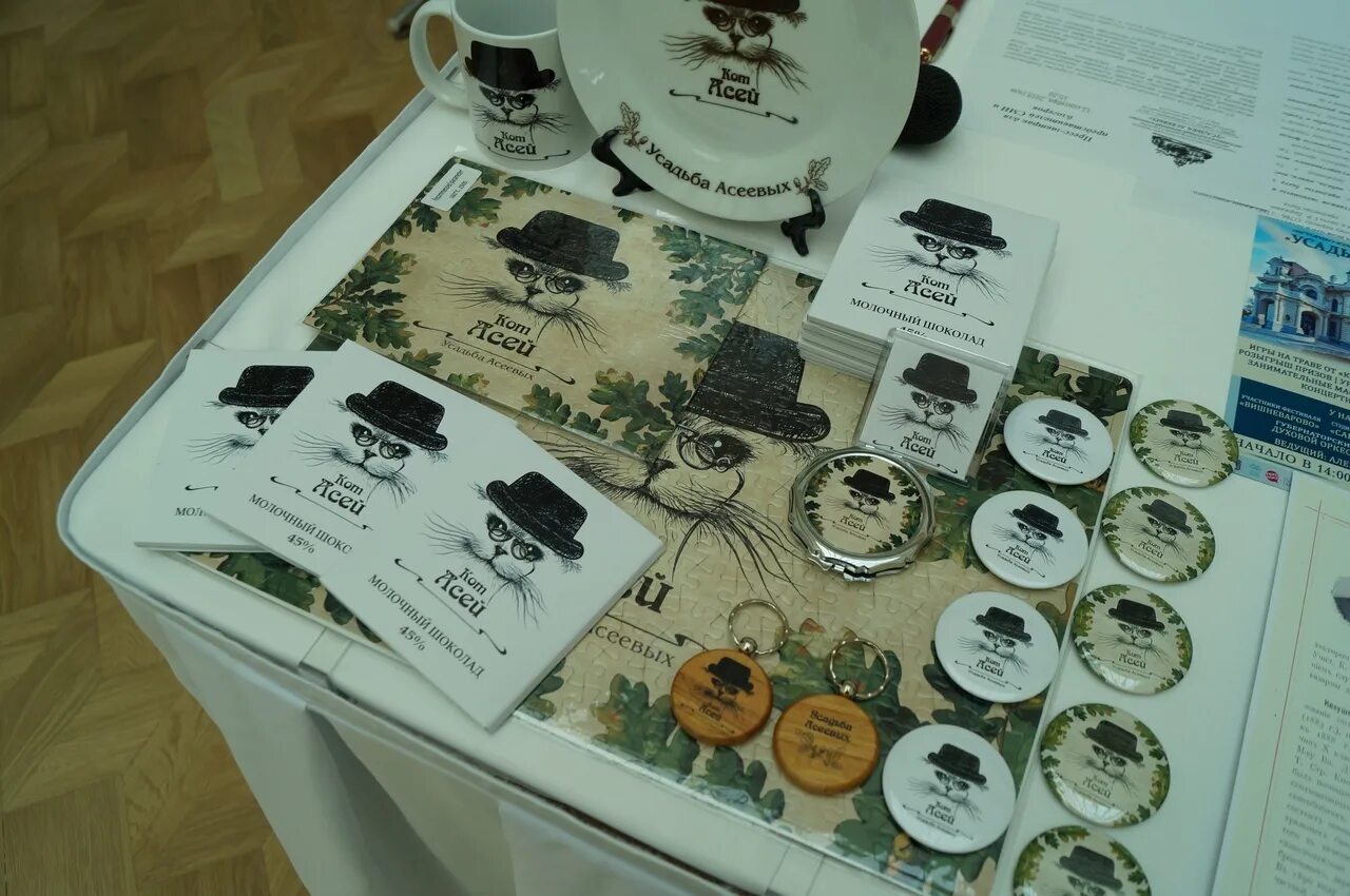 Октябрьская площадь д 33 моршанск. Сувенирная продукция тамбов. Усадьба нерса тамбов. Усадьба нерса тамбов банкетный зал. Воскресенки главный усадебный дом (2 фото).