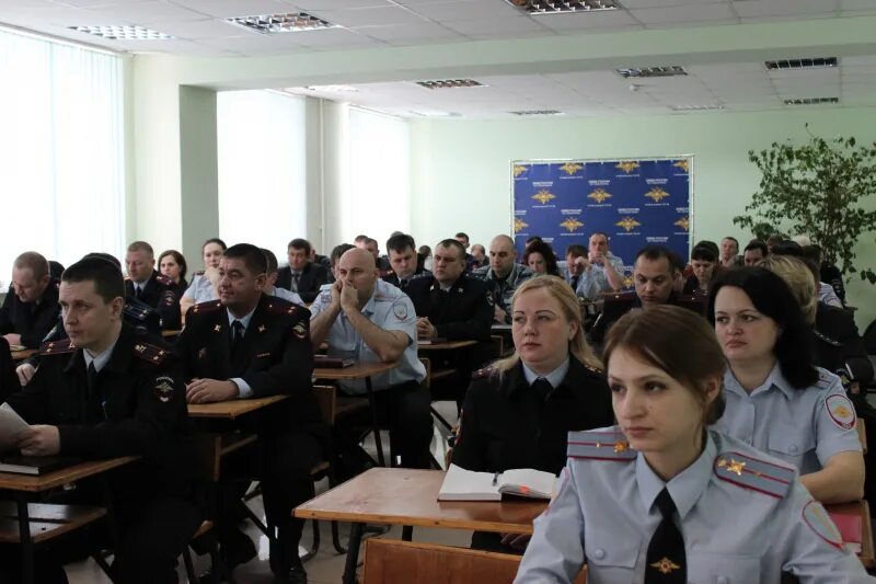 Начальник полиции Саяногорска. ОМВД Саяногорск. Полиция Саяногорск сотрудники. ОМВД Росси по г. Саяногорску. Омвд по алтайскому району