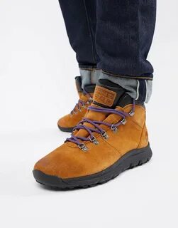 Mid boot