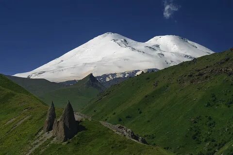 Стратовулкан кавказа 7 букв