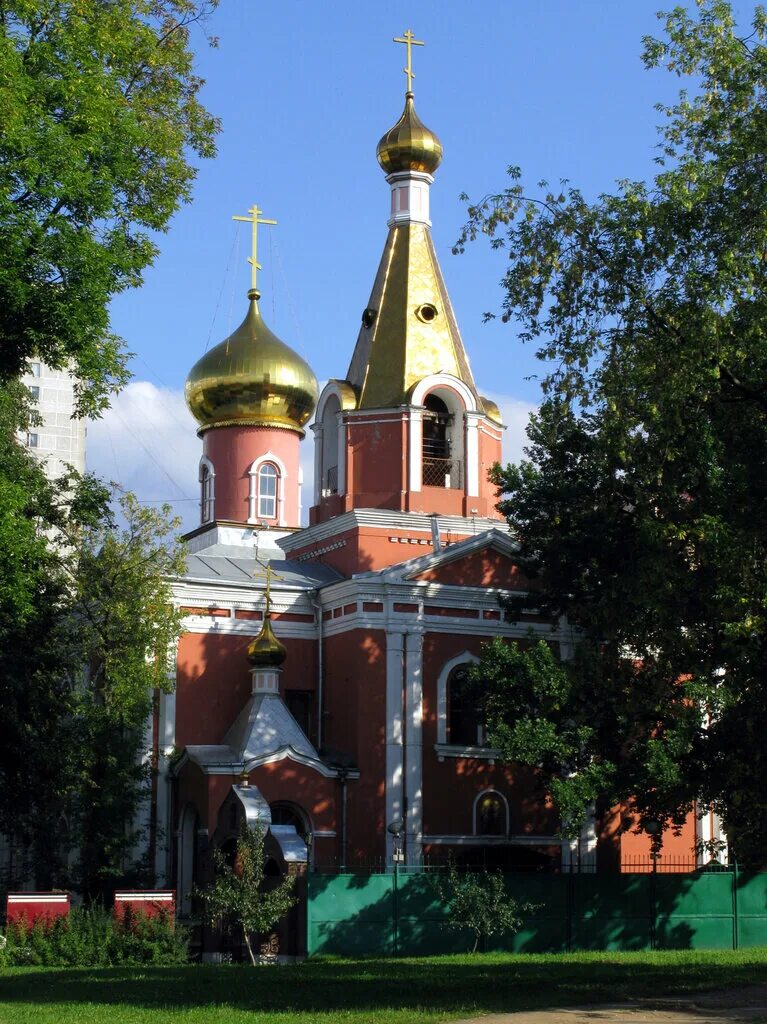 храм на семеновском кладбище. храм на семеновском кладбище. храм воскресения христова на бывшем семёновском кладбище. храм воскресения христова на бывшем семёновском кладбище. храм на семеновской в москве.