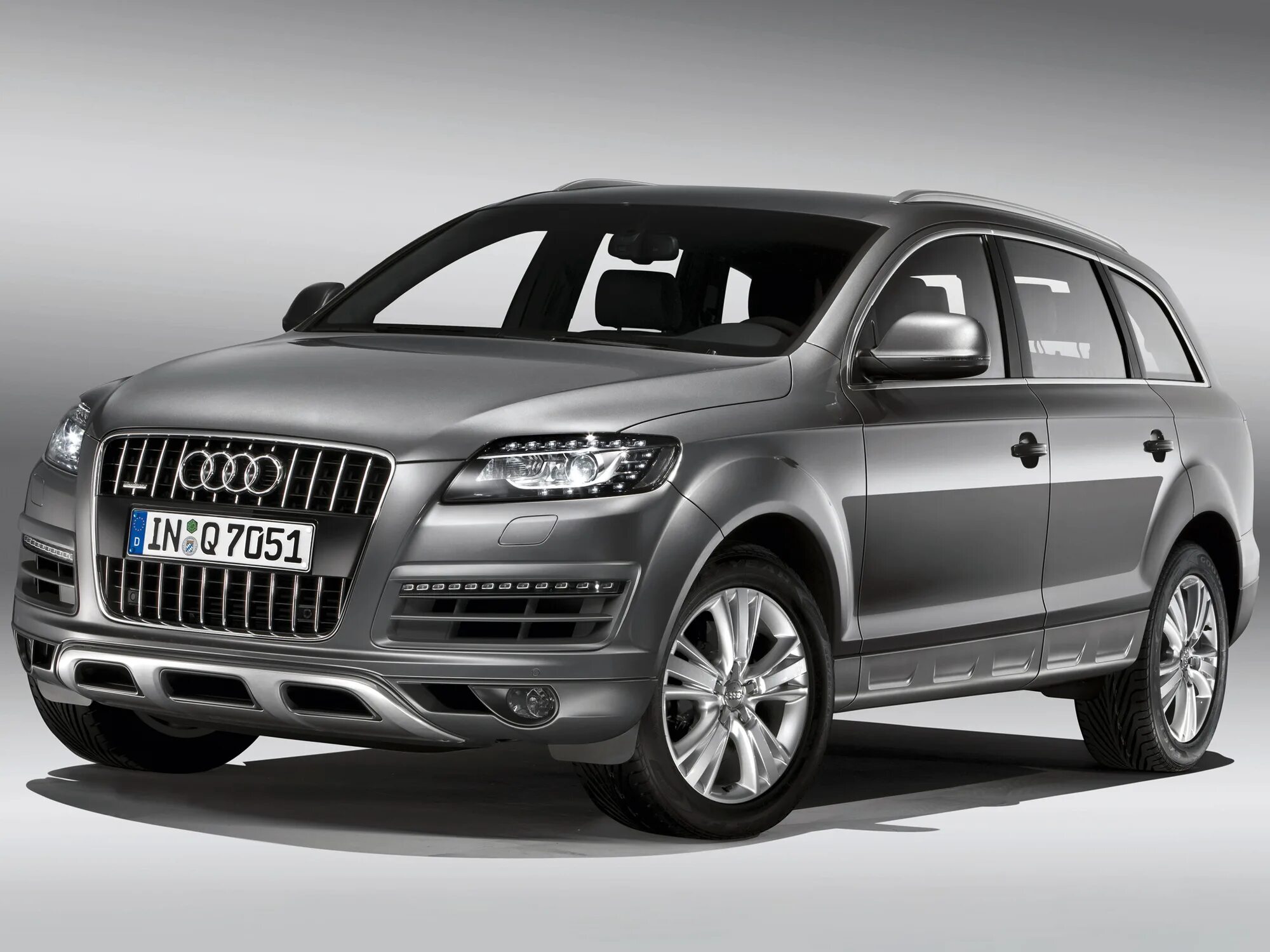 Ауди q7