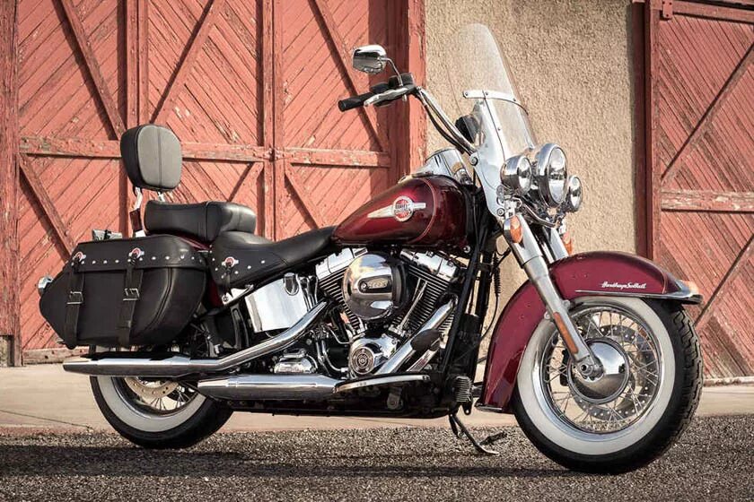 Классические мотоциклы харлей дэвидсон. Harley-davidson heritage softail classic flstci. Harley heritage classic. Harley heritage classic. Харлей дэвидсон heritage classic.