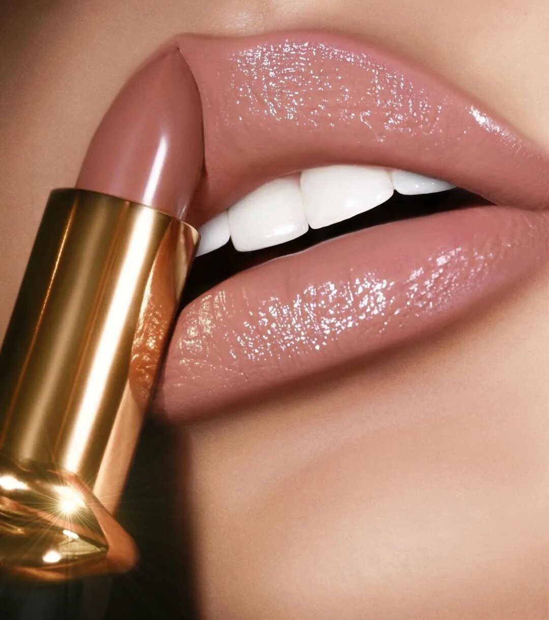 нюдовый цвет губ перманентный. топ матовых помад. Charlotte tilbury помада. нюдовые помады dior. оттенки помад нюд.