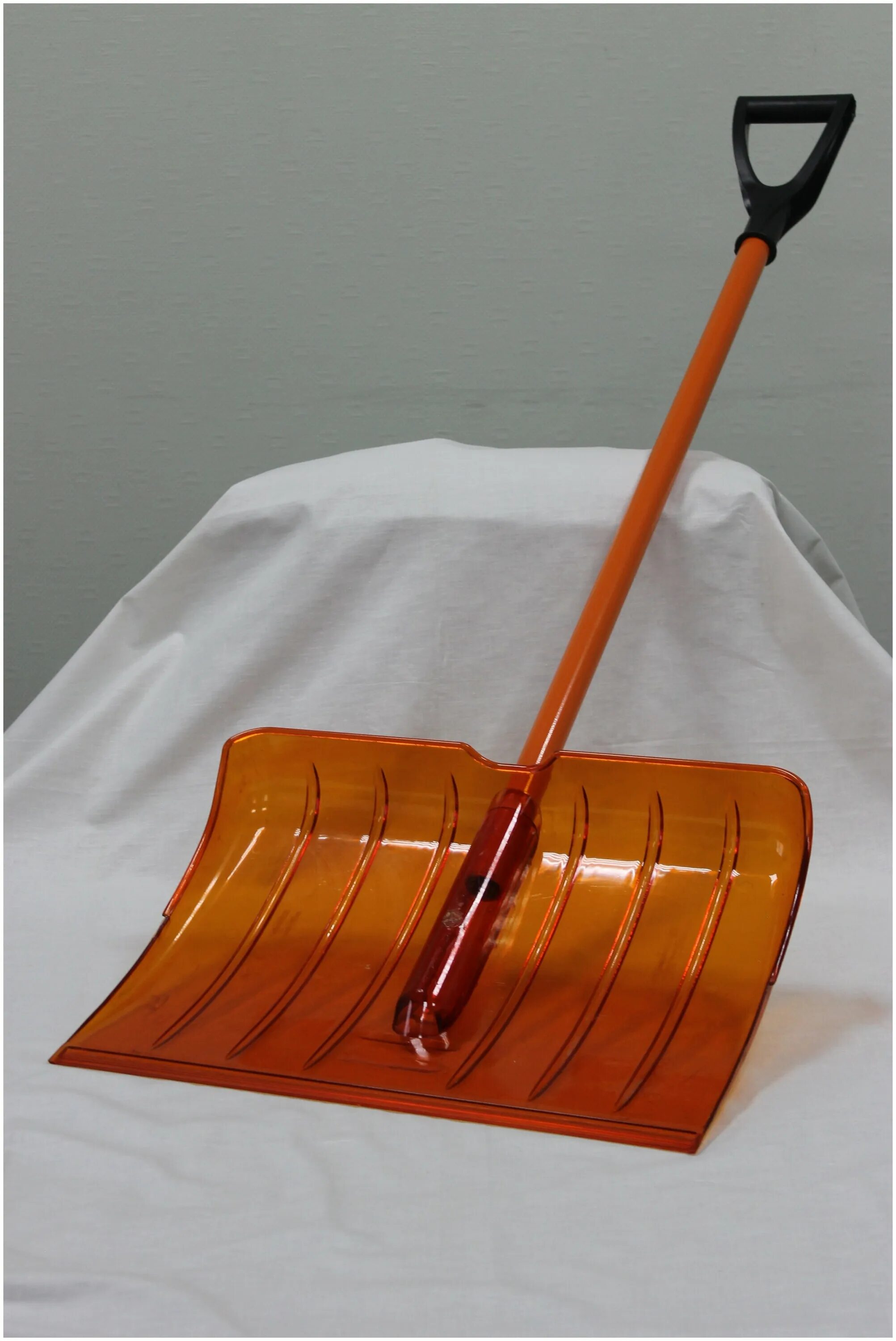 Лопата снеговая из поликарбоната 1370*460 мм. Лопата снеговая из поликарбоната отзывы. Лопата снеговая из поликарбоната отзывы. Лопата снеговая «морозко» 460*335 черная ковш. Лопата снеговая «альтернатива» из поликарбоната с черенком 430*420мм.