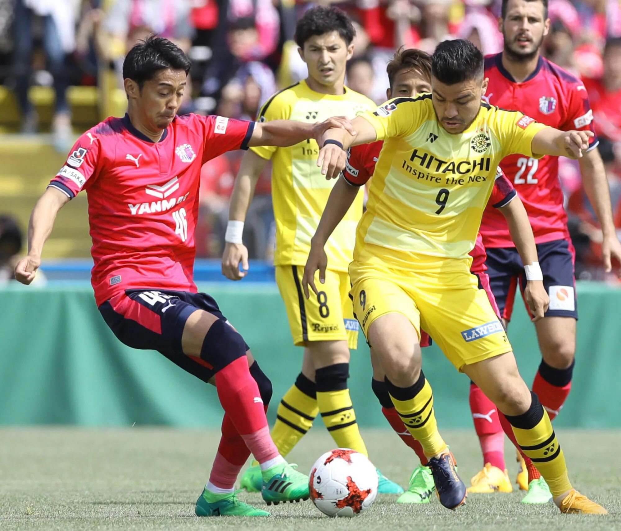 J лига футбол. Kashiwa Reysol. Сересо Осака. Саппоро Касива. Осака футбольный клуб.