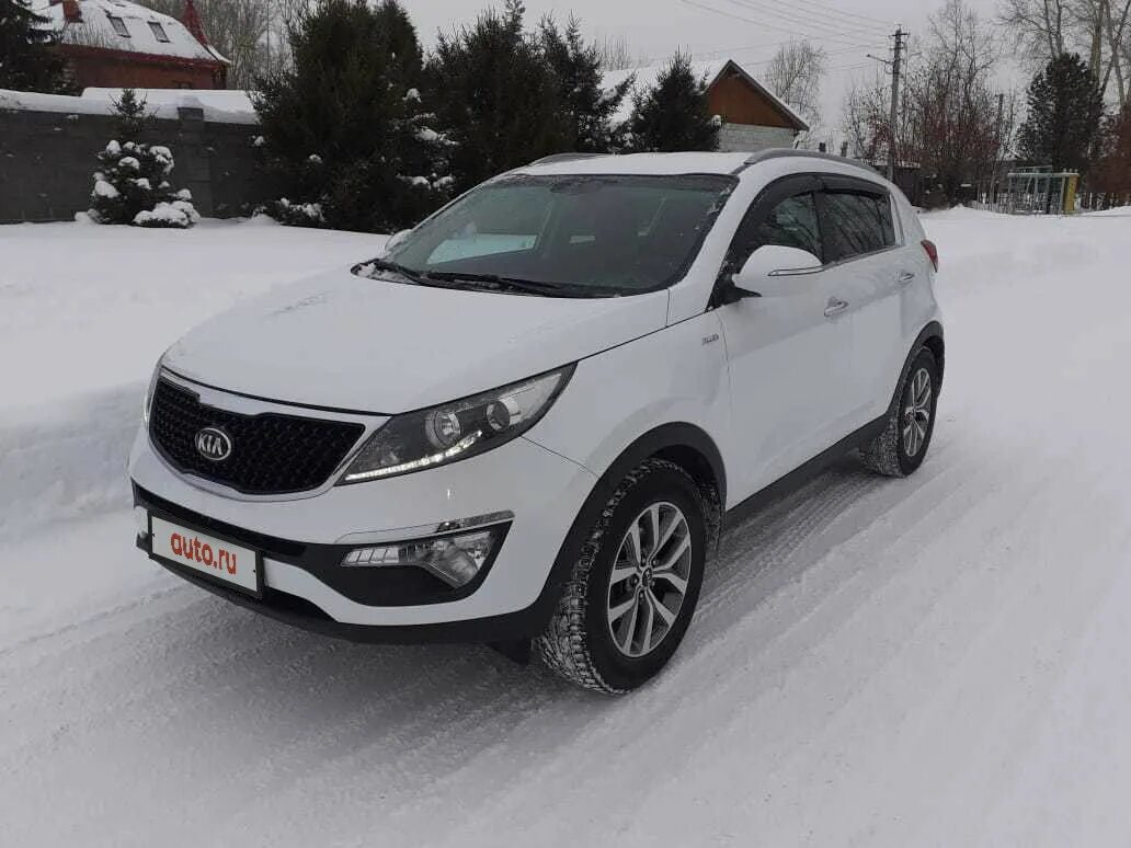 Kia Sportage 2014 белый. Киа Спортейдж 2014 года белый. Киа Спортаж 2014 белый. Кия Спортейдж белая 2014.