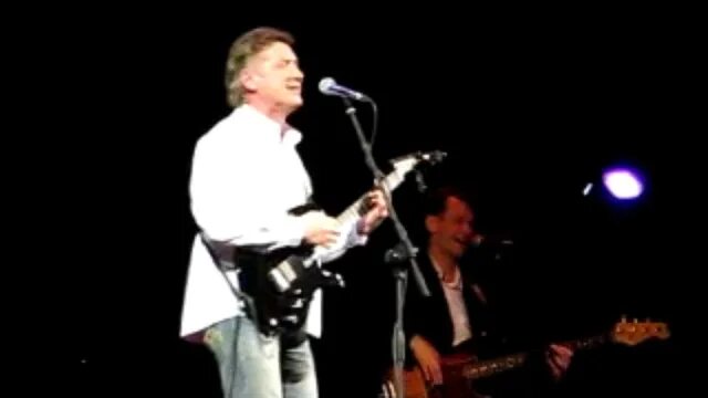 От крутого бережка синяя птица слушать. Синяя птица от крутого бережка слушать. Crazy bird guitar. Синяя птица от крутого бережка слушать. Сергей дроздов синяя птица.