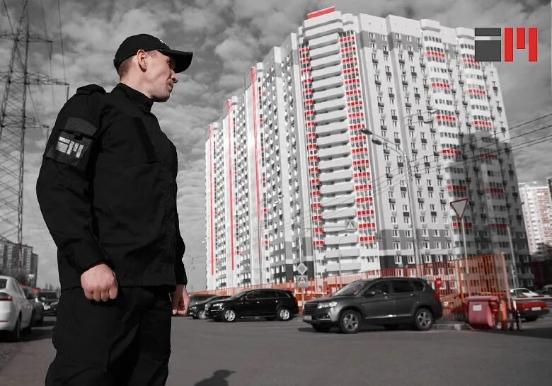 Охрана ночного клуба. Охрана в мэрии саратова. Охранник в москве 5 2. Охрана магазина. Охрана объектов.