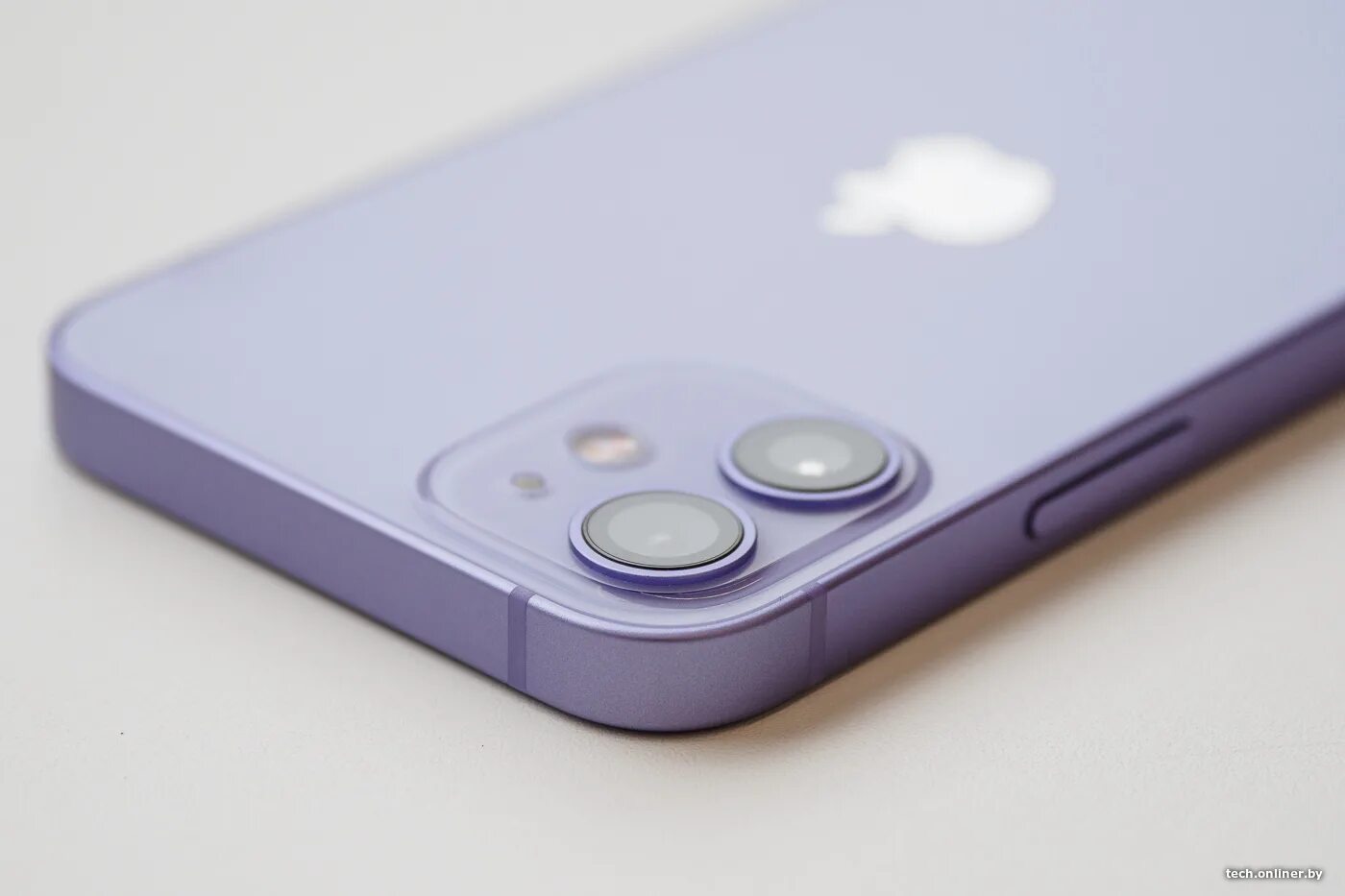 Стоит 12 й iphone. Apple iphone 12 фиолетовый. apple iphone 12 mini 64 фиолет. apple iphone 12 64gb. айфон 12 сиреневый.