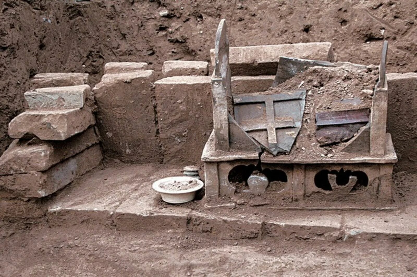 В какой материал завернули бренные останки будды. Прах будды. находки в буддистских храмах. древние буддийские храмы археологические раскопки.
