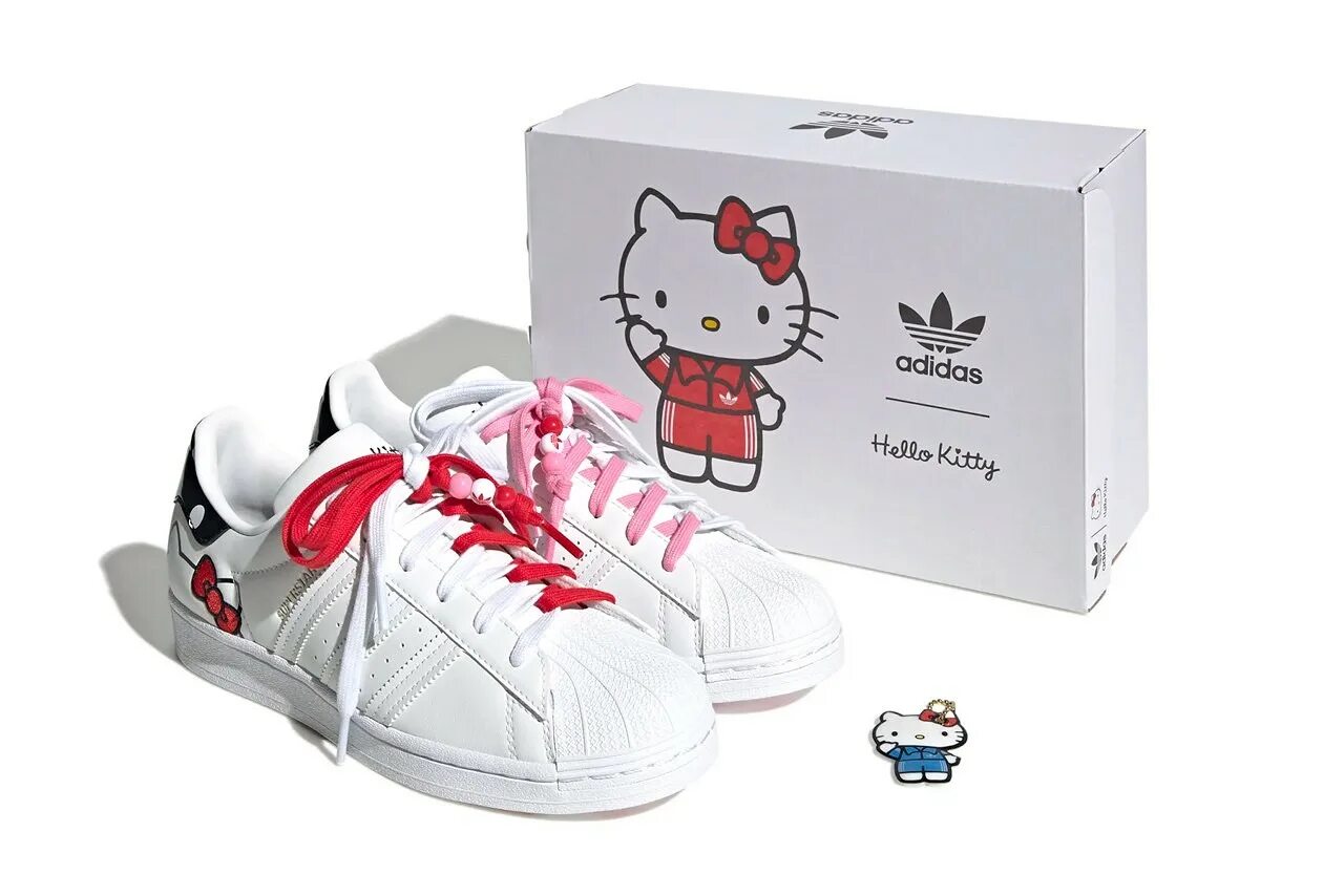 Кроссовки hello. Adidas Superstar hello Kitty. Adidas x hello Kitty. Адидас Хеллоу Китти кроссовки. Кеды адидас Хеллоу Китти.