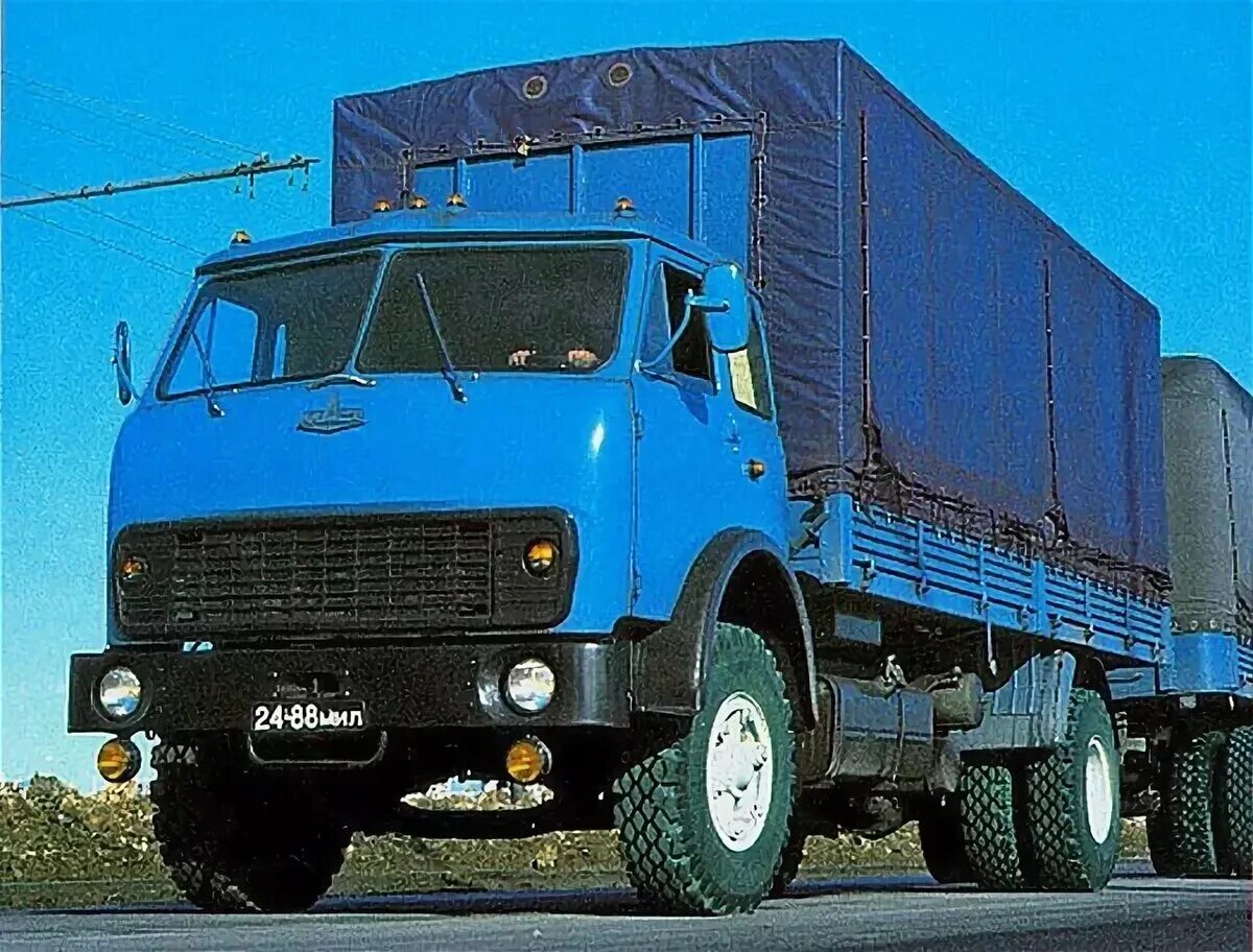 Бортовой грузовик МАЗ-5335. МАЗ 5335 самосвал. МАЗ-5335 грузовой. МАЗ 5335 бортовой.