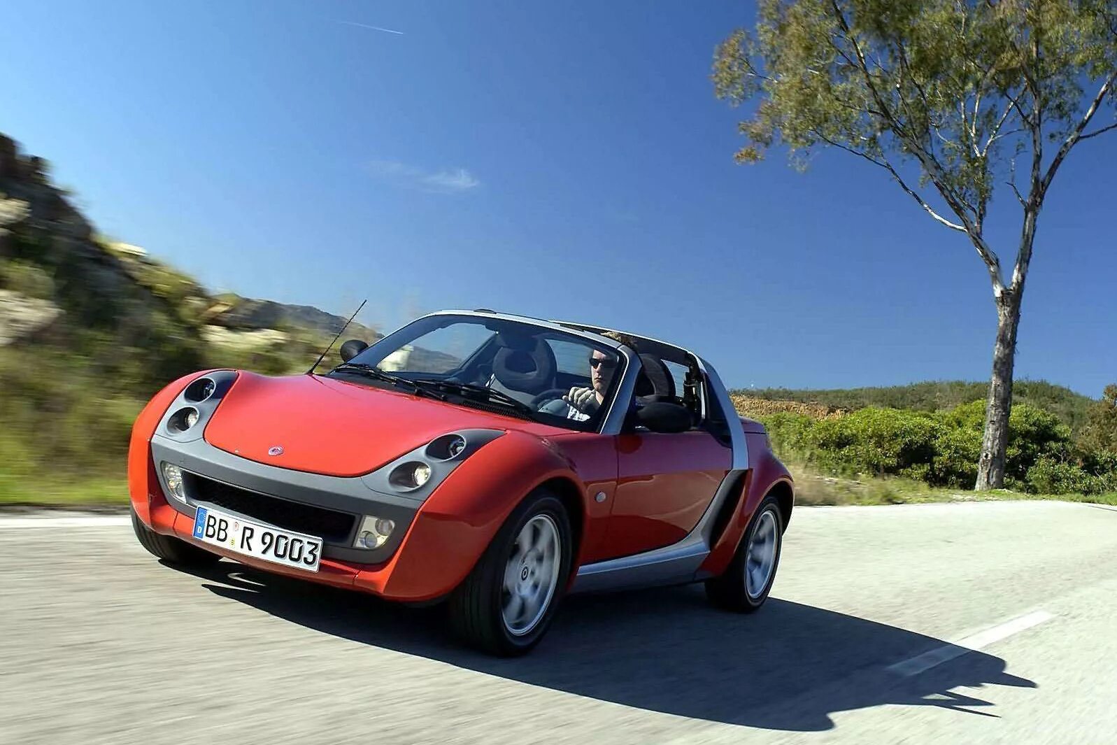 Деньги под авто. Ато под. Использование автомобиля. Автомобиль под тканью. Ато под.