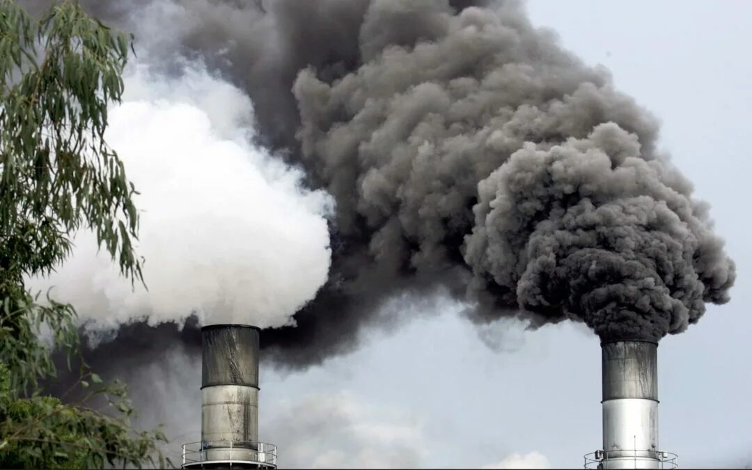 Выбросы вредных веществ в атмосферу. Выбросы вредных веществ в атмосферный воздух. Выбросы токсичных веществ. Газодымовые выбросы.
