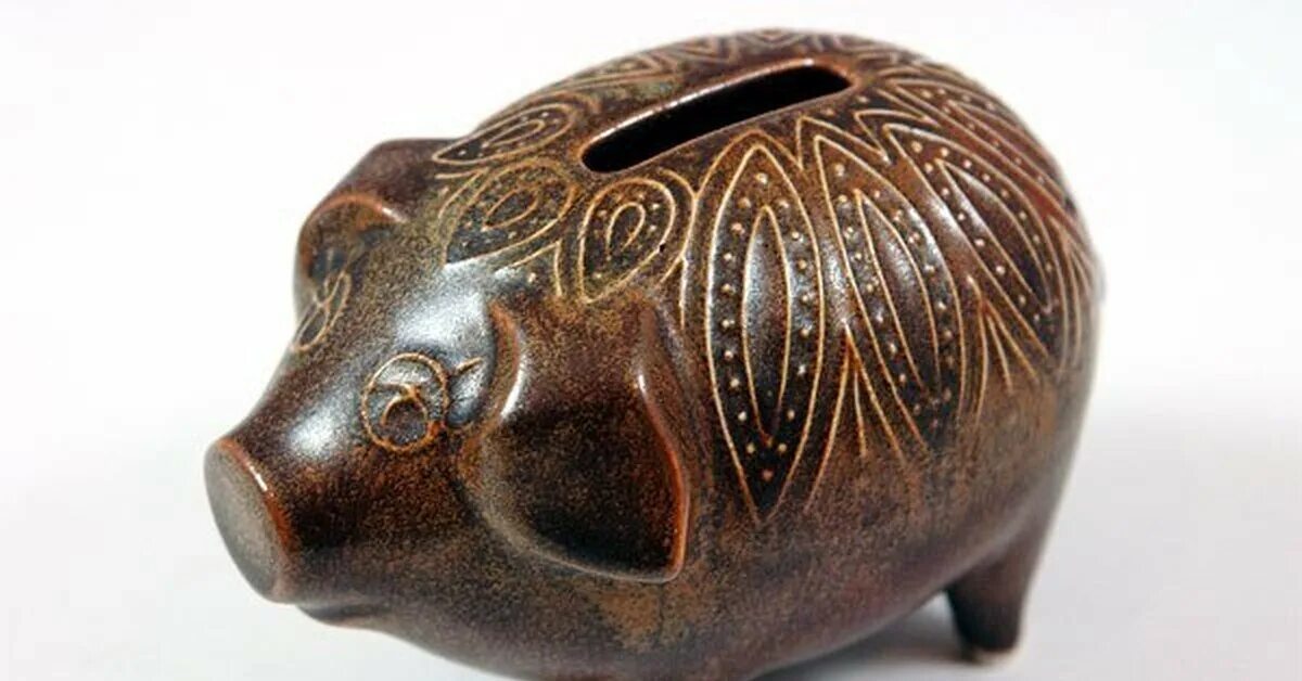 Кассовый аппарат. Древние копилки. Древняя свинья. Бронзовая копилка. Первые копилки.