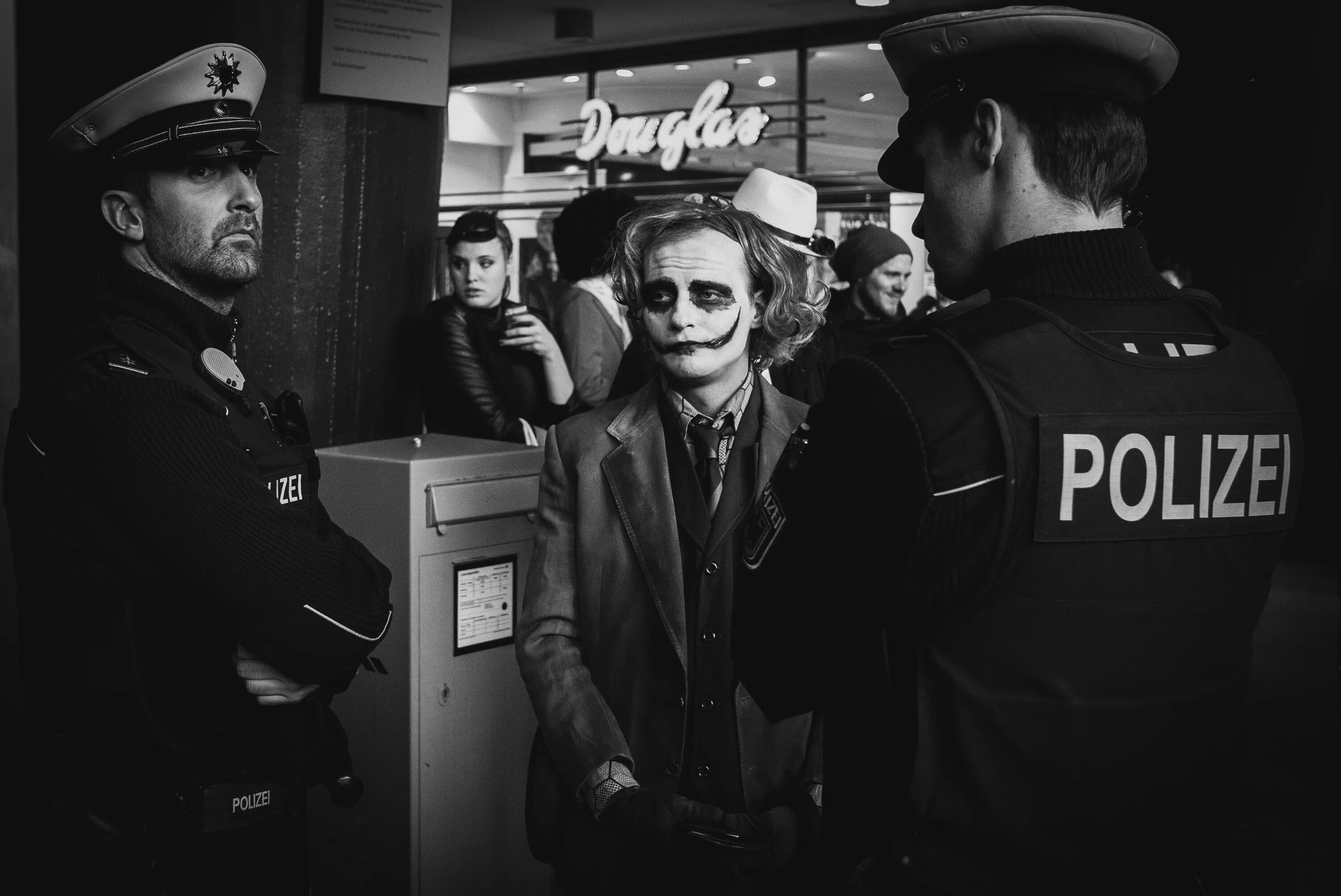 Полиция сша 1960. Полицейский для детей. Полицейский. Полиция картинки. Полиция вектор.