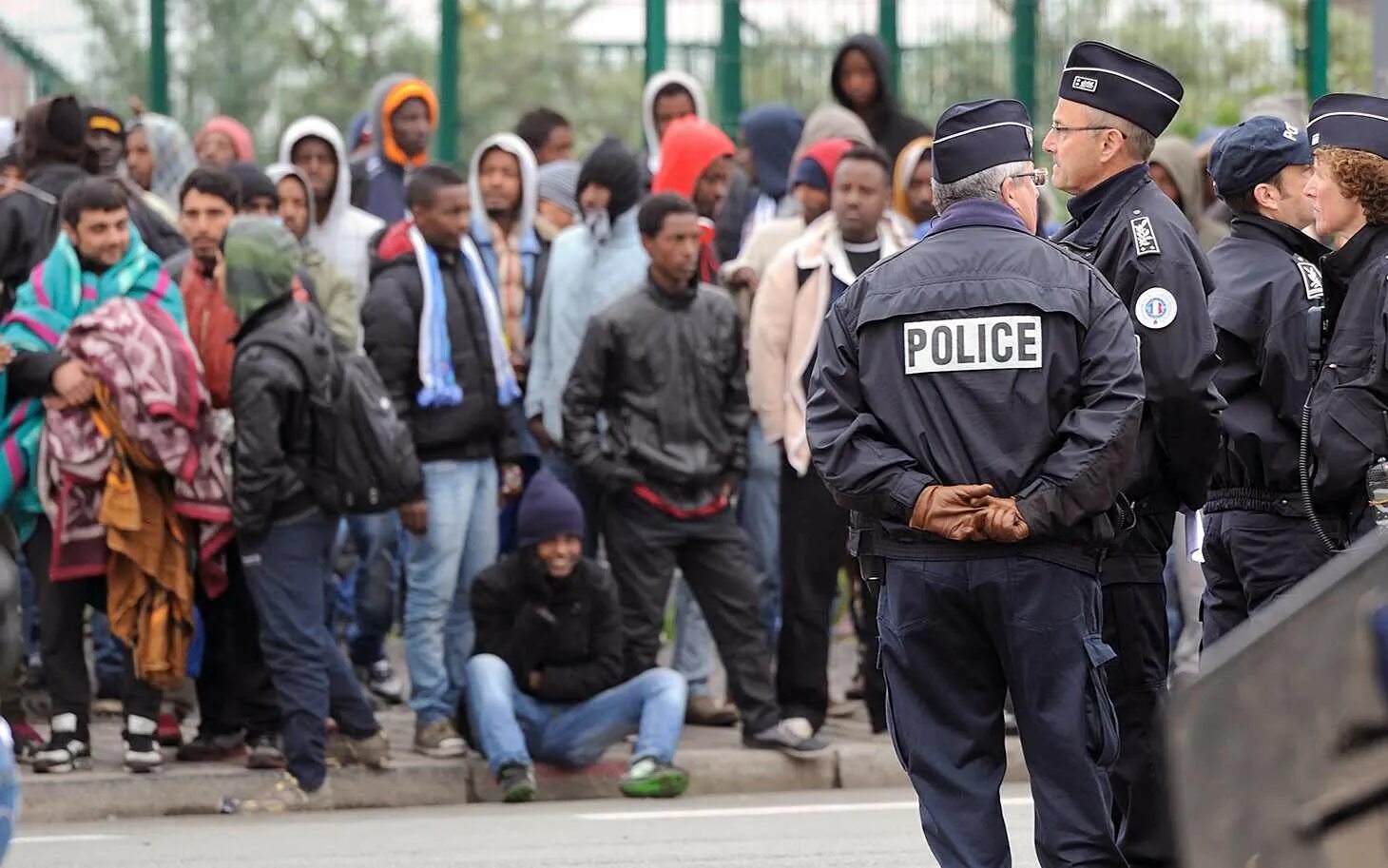 Преступность мигрантов. Эмигранты в Германии. Мигранты в Германии. Этническая преступность.