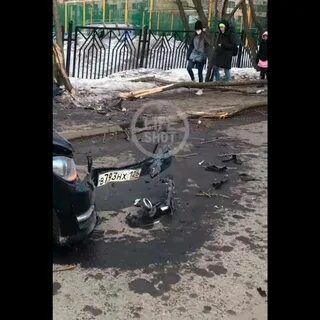Мерседес сбивает
