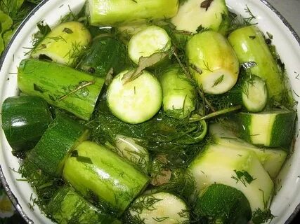 Квашеные кабачки