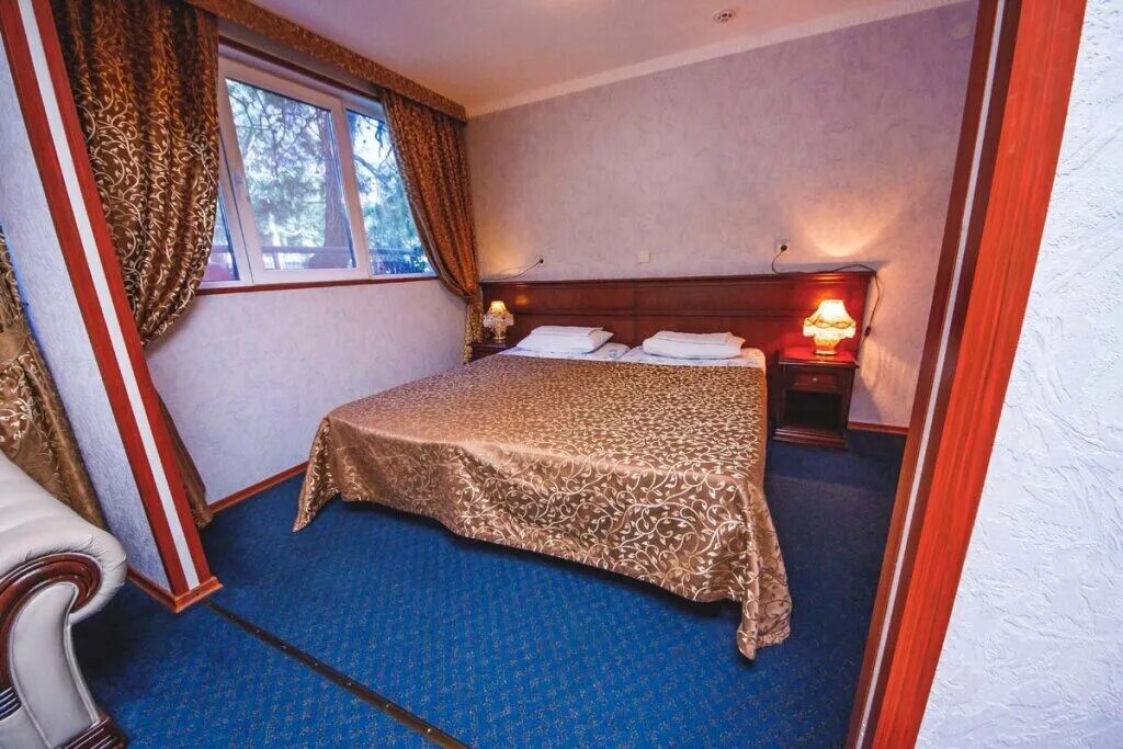 пансионат радуга геленджик. радуга геленджик 3 россия геленджик. пансионат радуга геленджик фото. радуга первомайская ул 8. радуга первомайская ул 8.