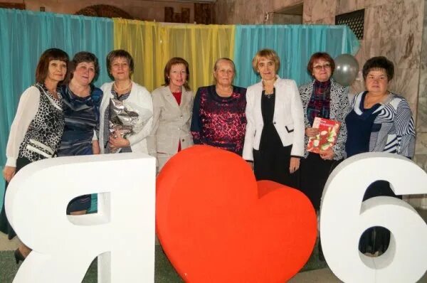 Рубцовск 6. Лицей 6 рубцовск. гимназия 11 рубцовск. школа 6 рубцовск учителя. рубцовск школа 17.