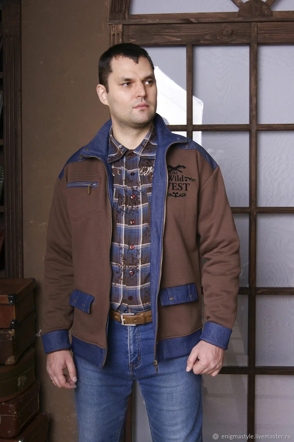 Кавер группа менс бен новосибирск. Fashion shop men. Brand-club магазин мужской одежды. Мужская кофта из футера. Пиджак на молнии современный.