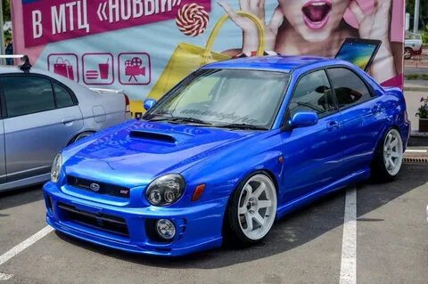 Субару 2000