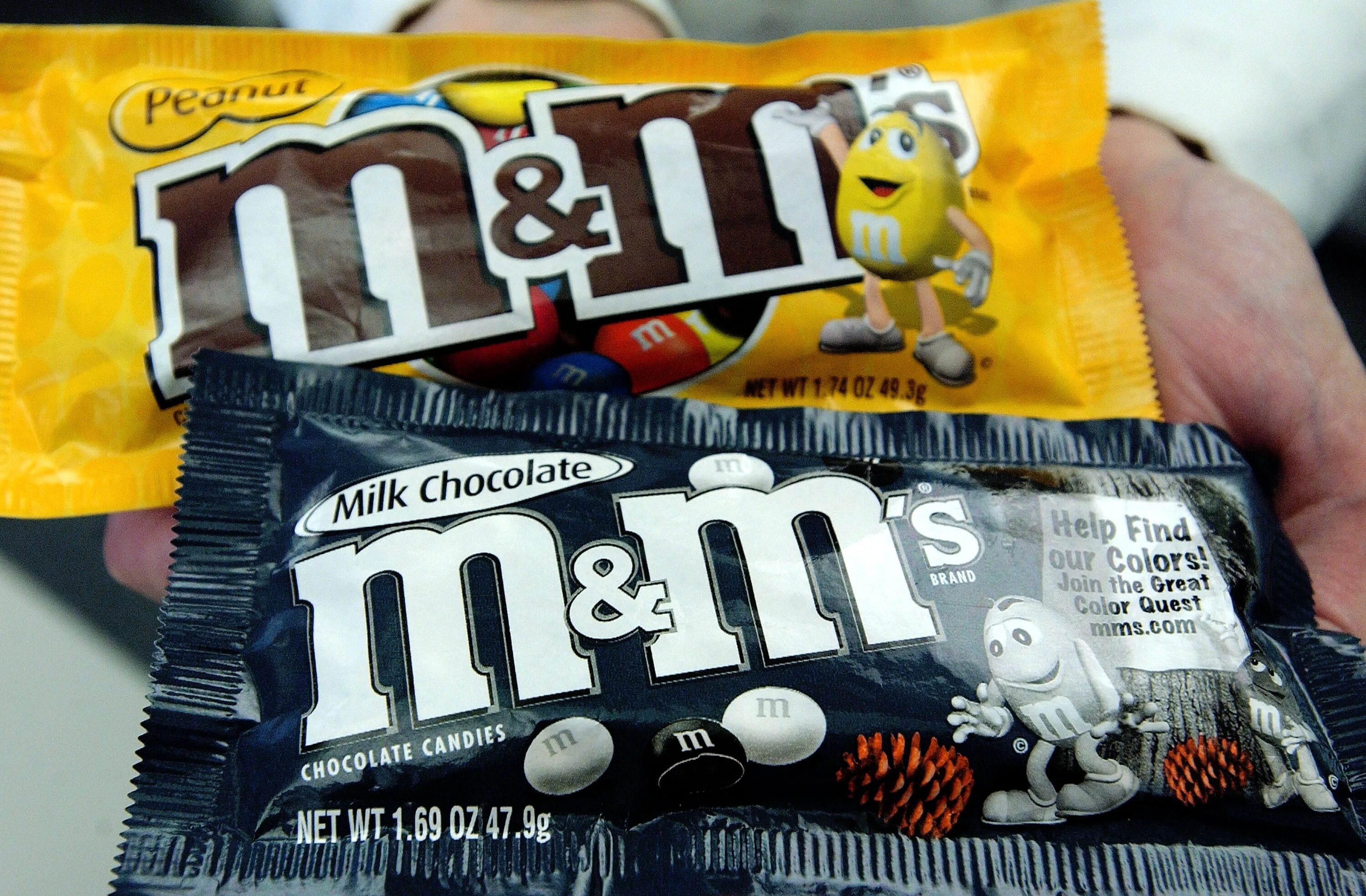 M&MS. Старая упаковка m m's. Mms конфеты. M M S конфеты. Слоган м м