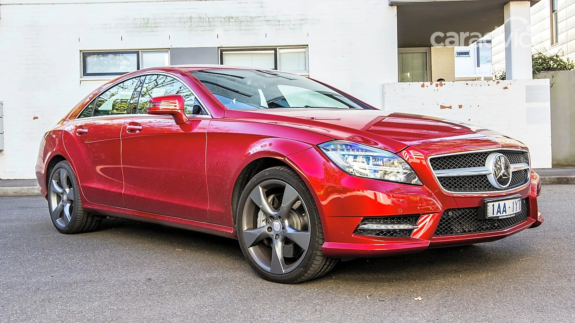 Mercedes Benz CLS 500 2014. Мерседес банан CLS 500. Mercedes CLS 300.