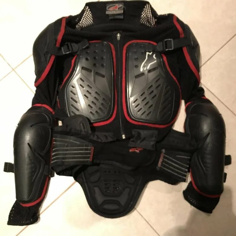 Черепаха Alpinestars Bionic 2. Черепаха Alpinestars Bionic. Мотозащита Alpinestars Bionic 2. Alpinestars черепаха 25278.