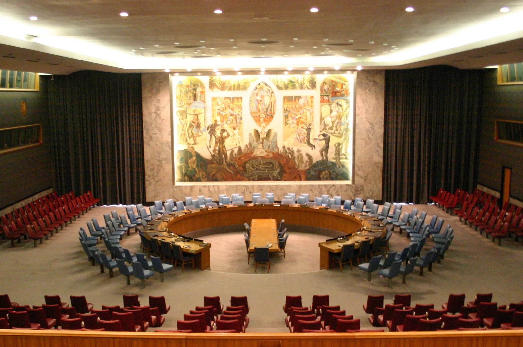 Зал оон. Зал совета безопасности ООН. Зал заседаний совета безопасности ООН. Зал Совбеза ООН. Зал заседаний Совбеза ООН.