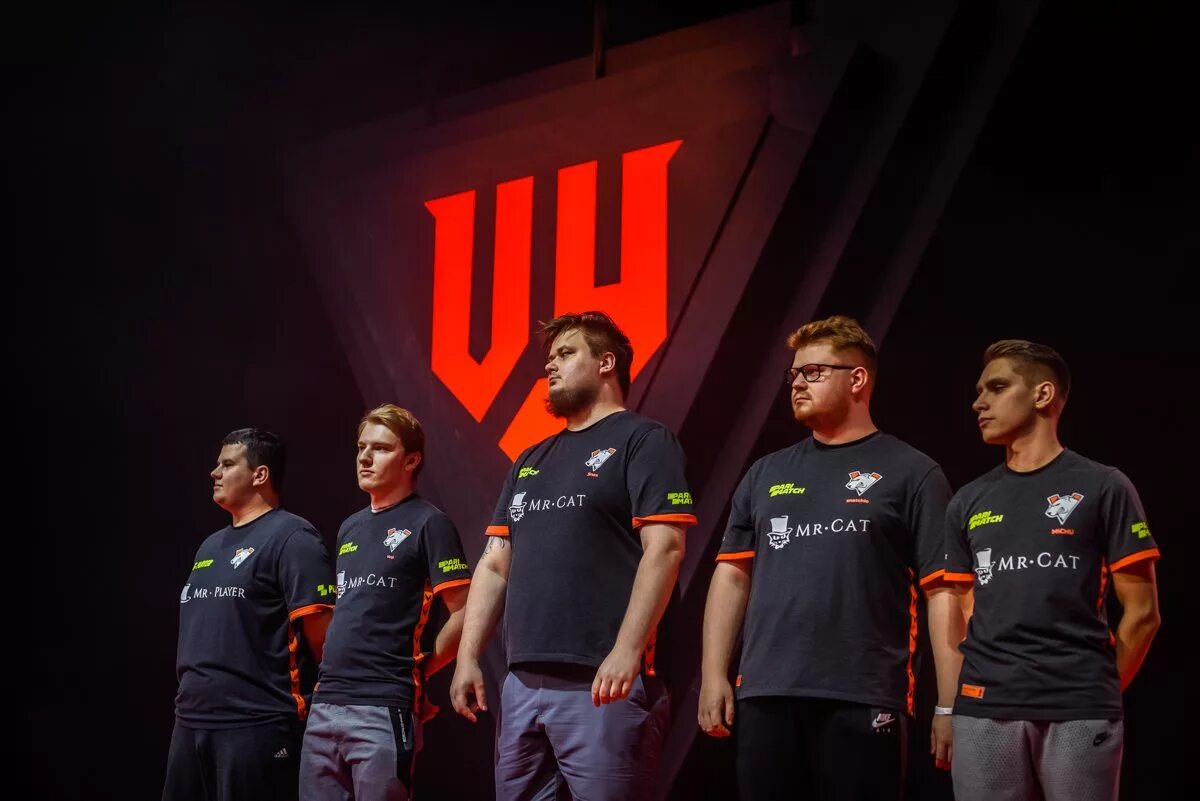 Кс го virtus pro. Состав вп кс го. Команда виртус про кс. Virtus pro cs. Virtus pro dota 2 лого.