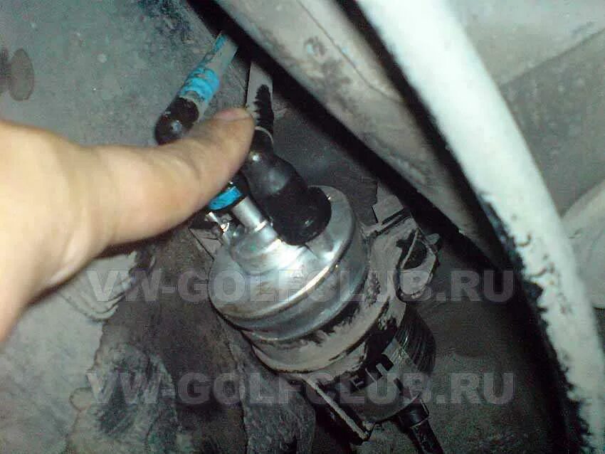 Замена топливного фильтра Митсубиси Паджеро, Volkswagen Polo Sedan