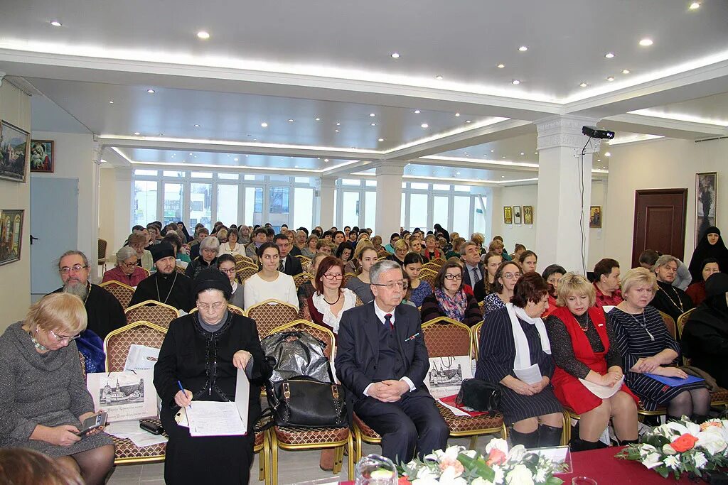 меднолитая икона с эмалью. св форум. св форум. св форум.