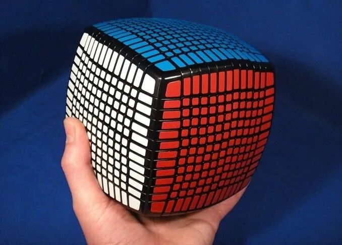 Кубики рубики самые. Кубик рубик 13 x13. Кубик рубик 13 на 13. Необычные кубики рубики. Самые маленькие кубики рубики.