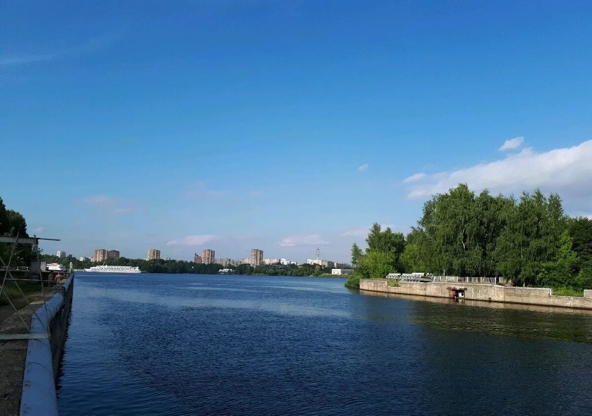 Кинешма город набережная. Набережная острогожская воронеж. Б набережная. Москва ул большая набережная 1. Б набережная.