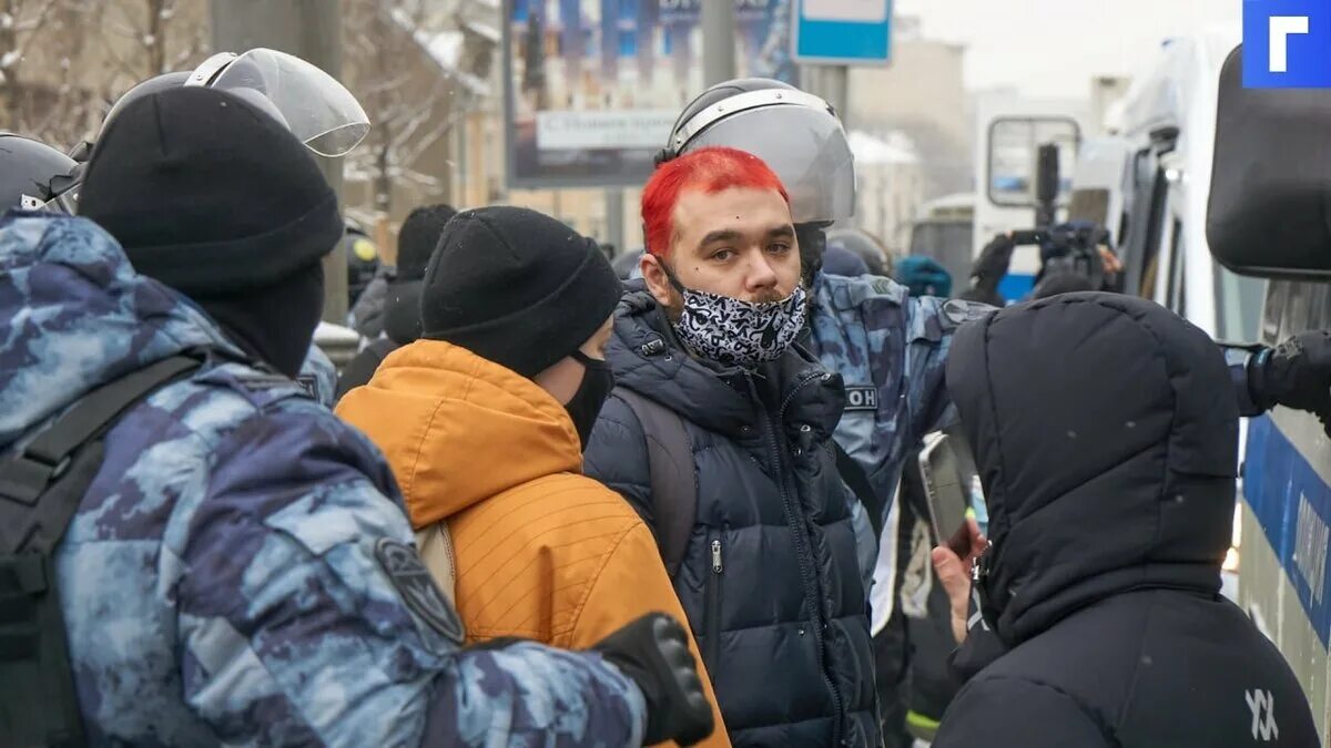 Митинг за россию. Митинг за россию. Сторонники навального. Белгород митинг навального. Митинги в россии 2021 навальный.