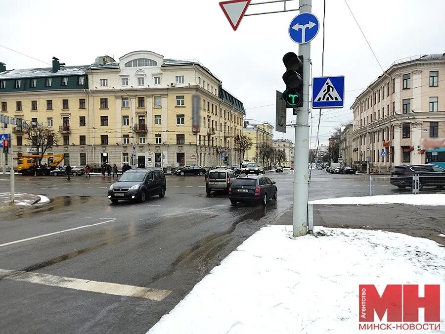 Песочница просп машерова 11 10 фото: найдено 76 изображений