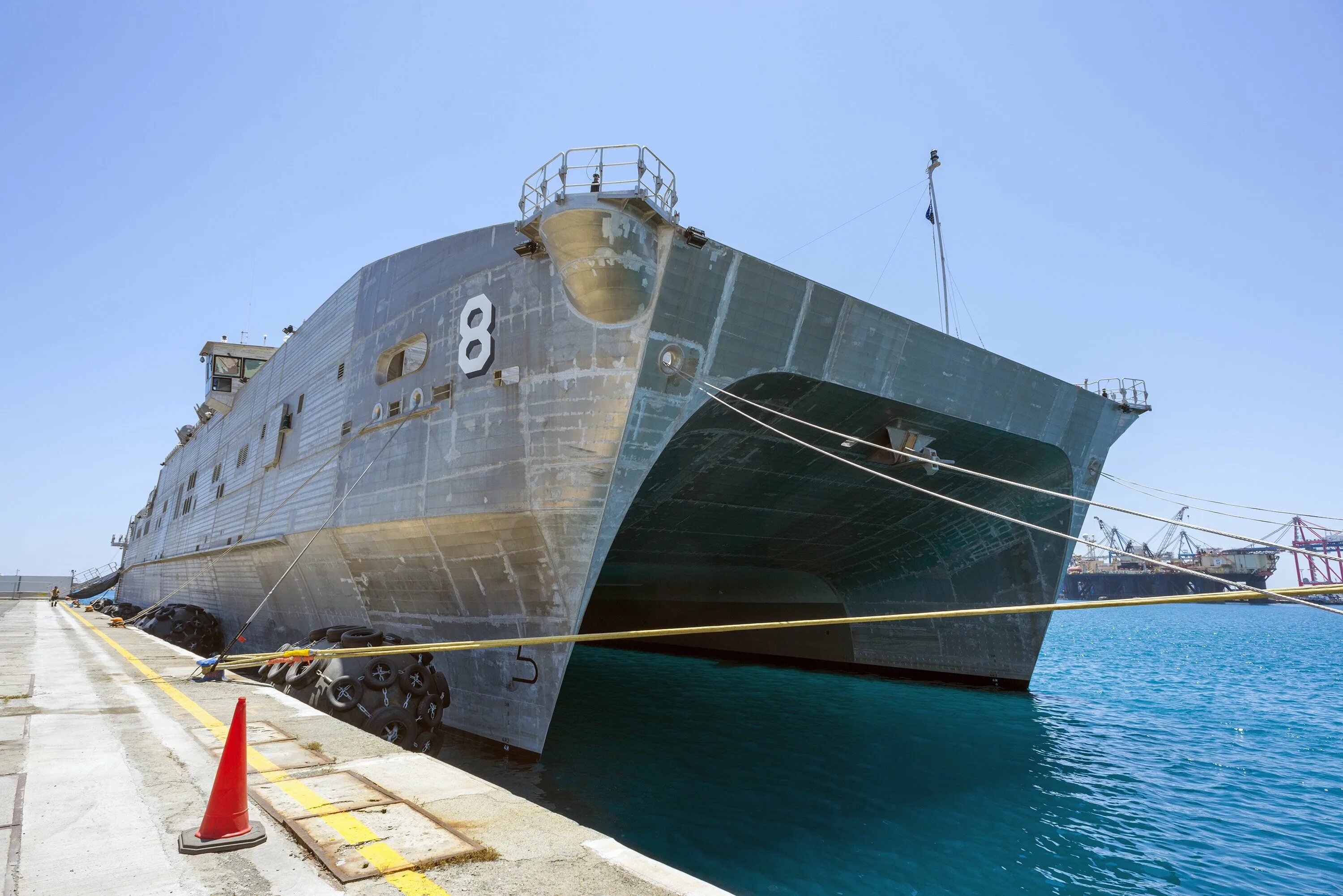 Show ships. Корабль USNS Yuma. Судно Юма ВМС США. Yuma десантный корабль. USNS Yuma t-EPF-8 ВМС США.