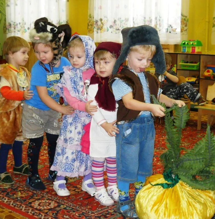 Театрализованную сюжетную игру