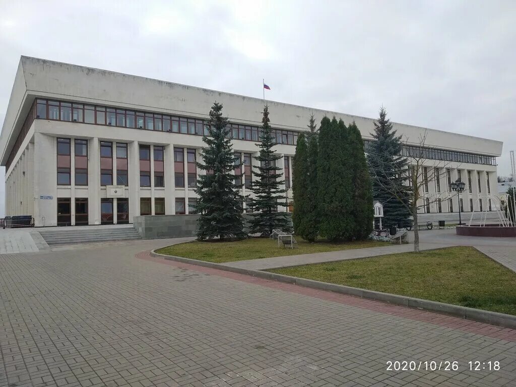 Гостиный двор калуга. Старый торг 2 калуга. Старый торг 2 калуга. Город калуга отзывы переехавших. Калуга площадь старый торг 2.