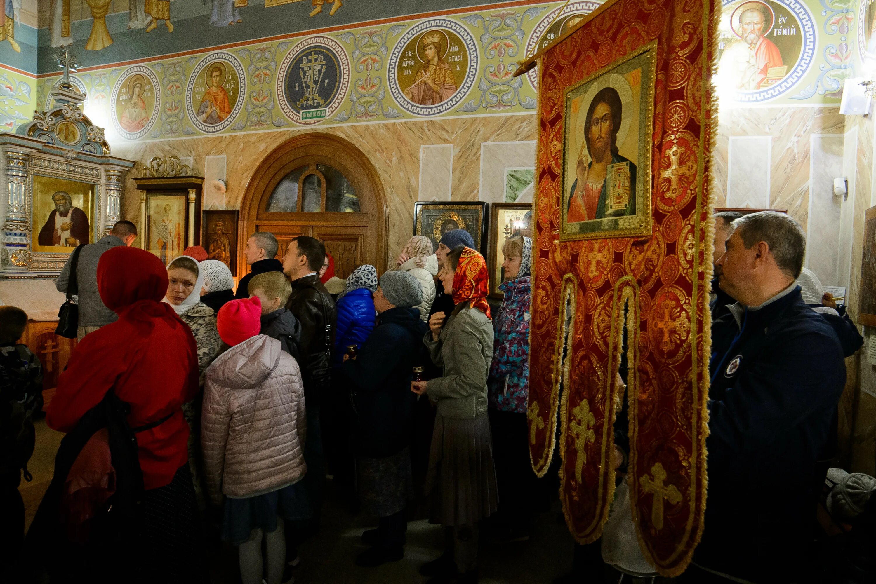 Какую работу можно делать в духов день. С праздником сошествия святого духа. духов день 2025. православные праздники 2025. духов день традиции.