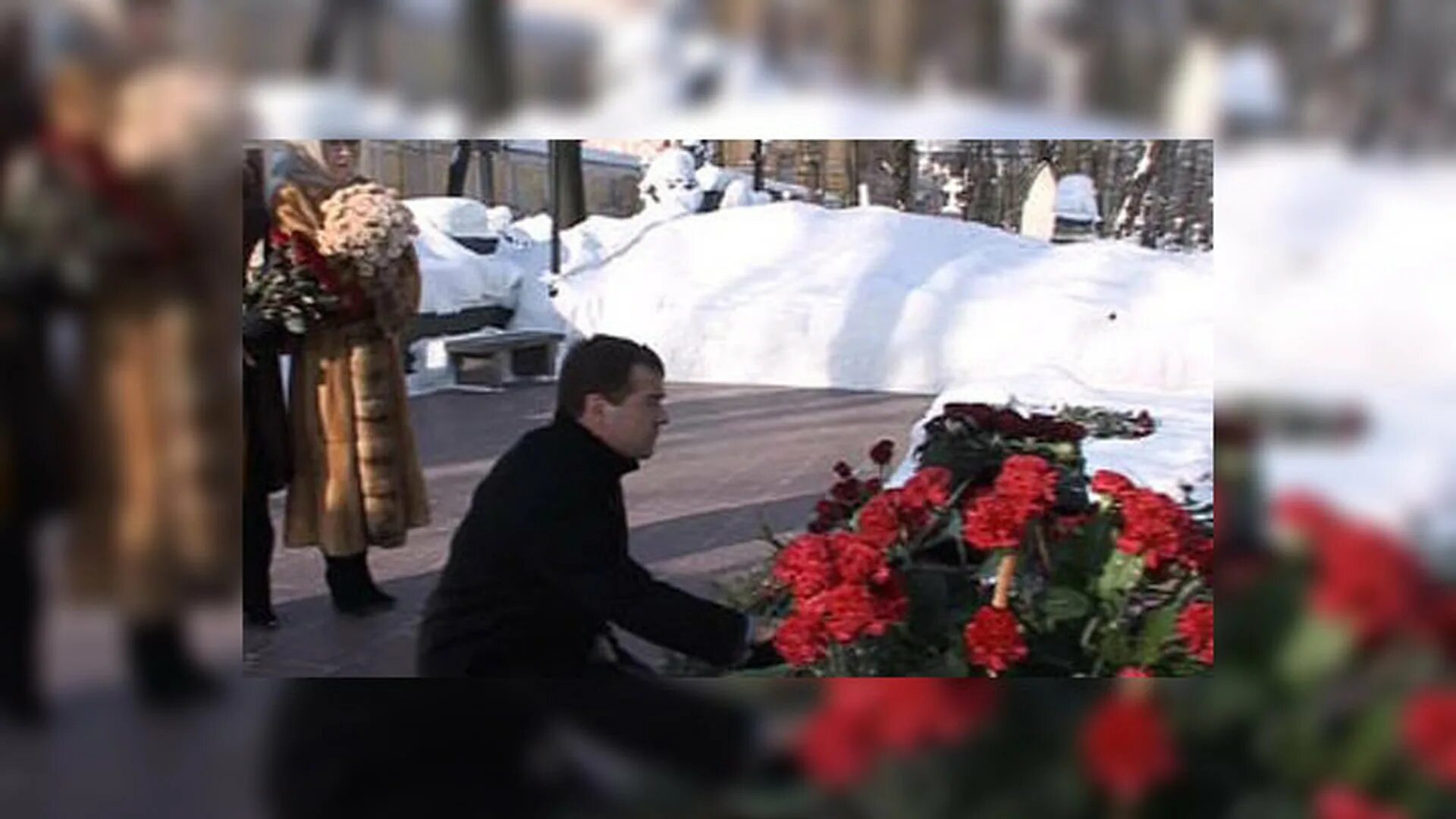 Чп собчак эрнст. Похороны анатолия собчака. анатолий собчак могила. анатолий собчак похороны. прощание с анатолием собчаком.