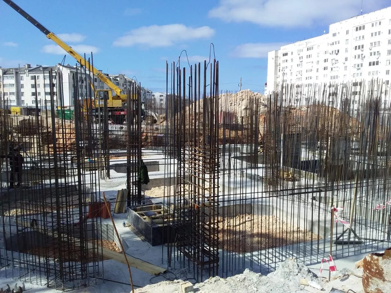 ЖК Гагарин парк. Гагаринские высотки. ЖК В Гагаринском парке. ЖК на Гагарина Березовский. Жк гагарин квартиры