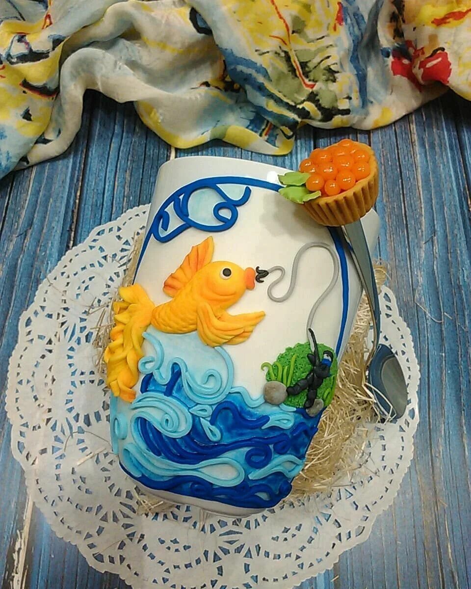 Тортик с рыбками. Тортик с золотой рыбкой. Декор торта Золотая рыбка.