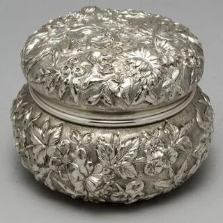 Серебряная банка